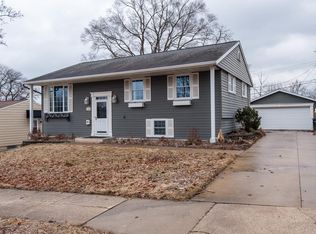 1546 4th Ave SW, Rochester, MN 55902