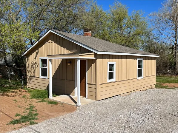 415 Hawaii St, Jones, OK 73049