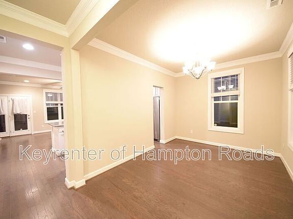 5th image of 507 22nd 1/2 Street