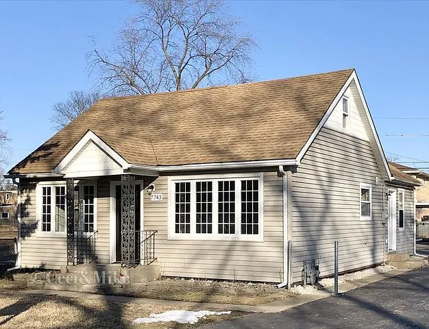 7743 Blazer Ave photo 1