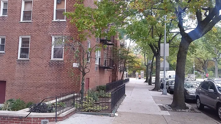 Sold by Gerard Desgranges Realty | media 22