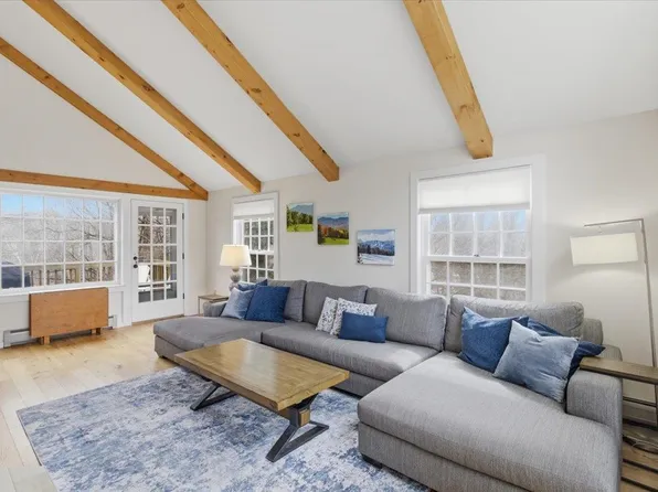 15 Sawmill Village Way, Dover, VT 05356