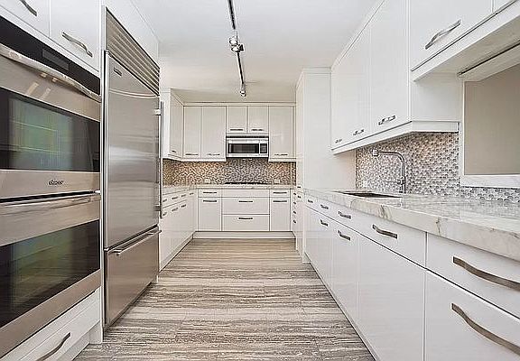 3rd image of 115 E 87th St APT 32E