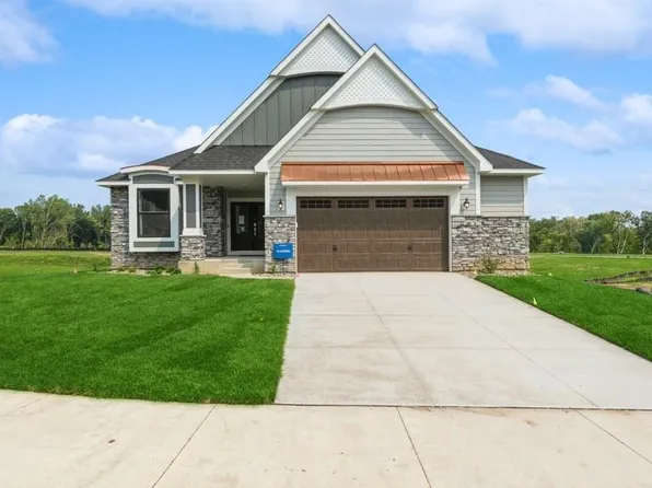 11412 Kings Ct N, Lake Elmo, MN 55042