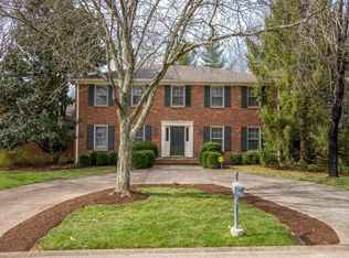 733 Edgewater Dr, Lexington, KY 40502