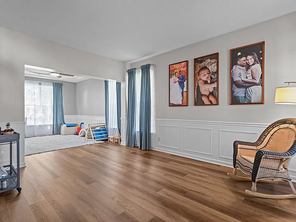 3rd image of 1319 Gable Lake Dr