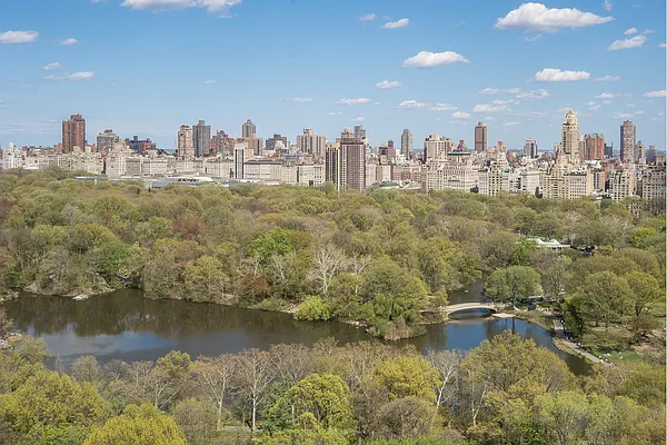 Sold by Stribling | media 10