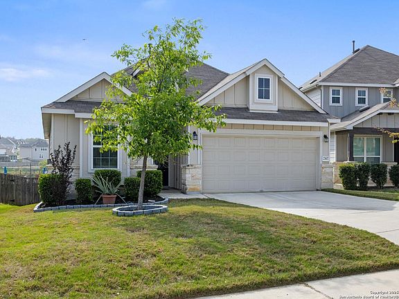2nd image of 27407 Caroline Way