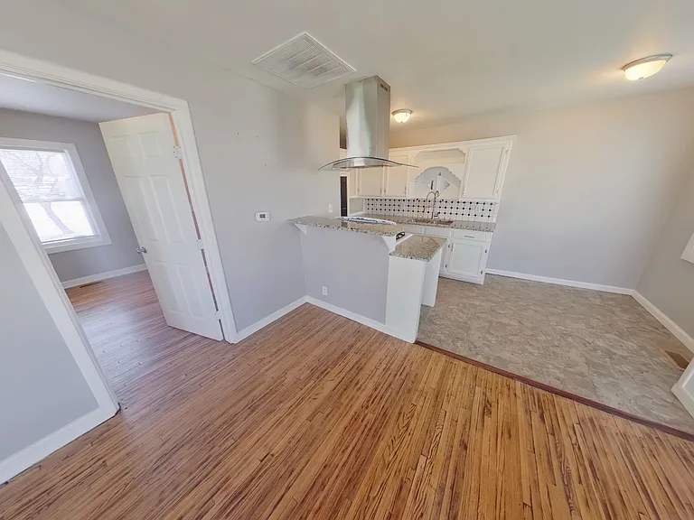 859 S Terrace Dr — Photo 3