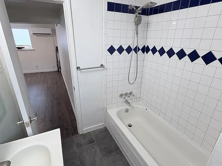 757 Baca St #5 — Photo 9