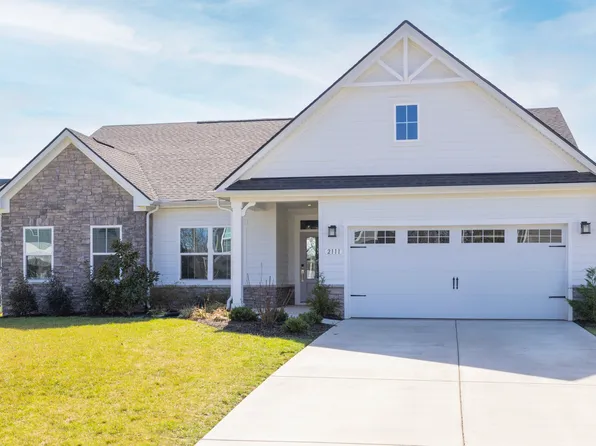 2111 Hideaway Ln, Murfreesboro, TN 37128
