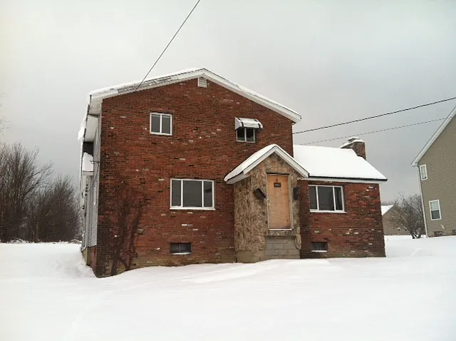25815 Forbes Rd photo 1