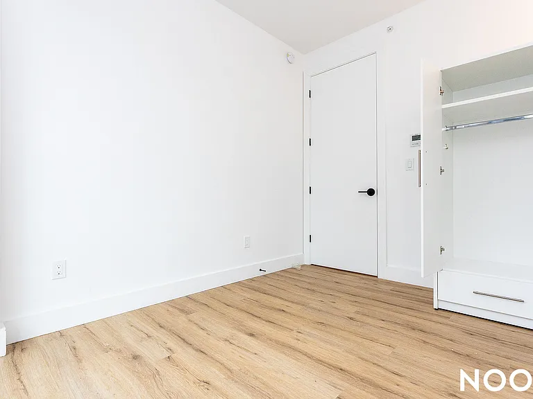 2484 Bedford Ave #2D — Photo 26