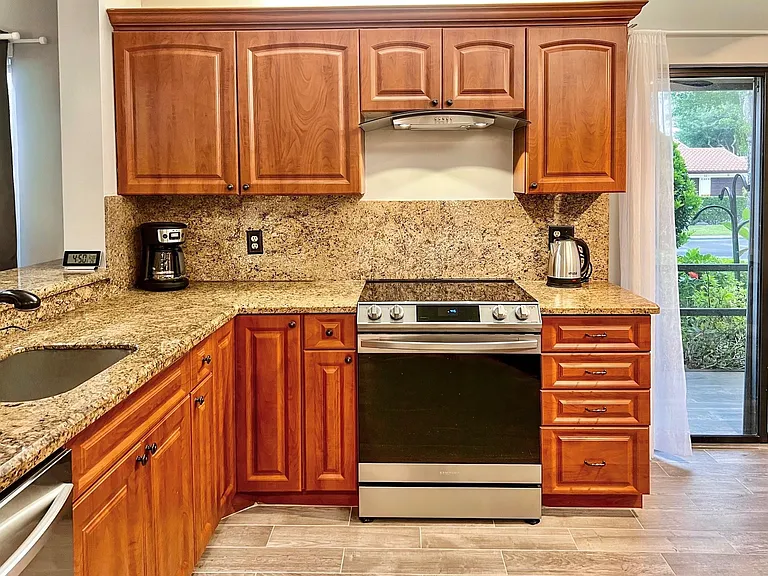 10615 Ocean Palm Way #102 — Photo 10