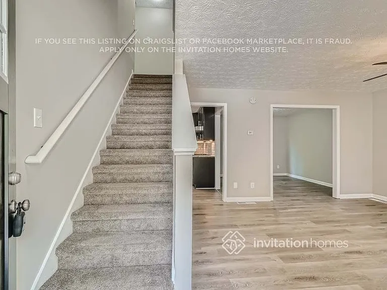 594 Rivulett Ct — Photo 4