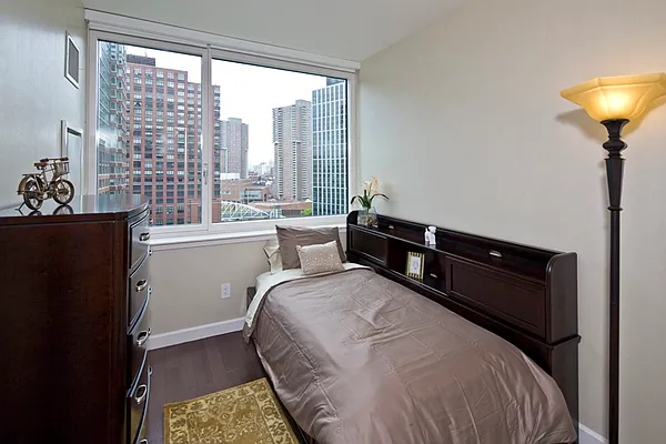 Rented by DSA Realty | media 34