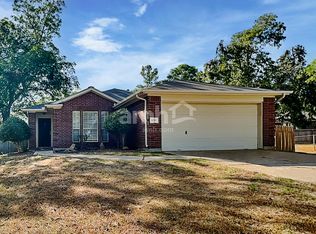 10719 Scenic Dr, Montgomery, TX 77356