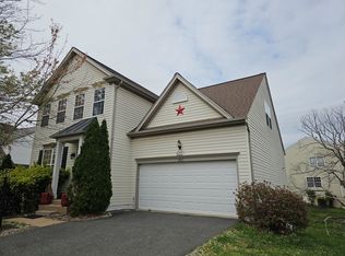 45614 Victoria Station Dr, Sterling, VA 20166