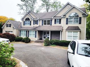 221 N Country Rd, Miller Place, NY 11764