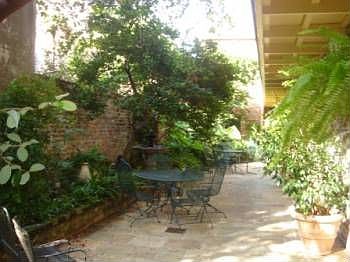3rd image of 1119 Dauphine St APT 8