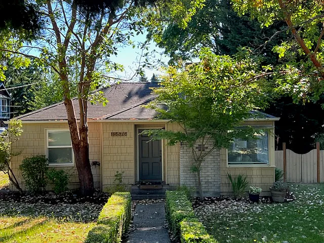 2 bed, $2,650 — Photo 2