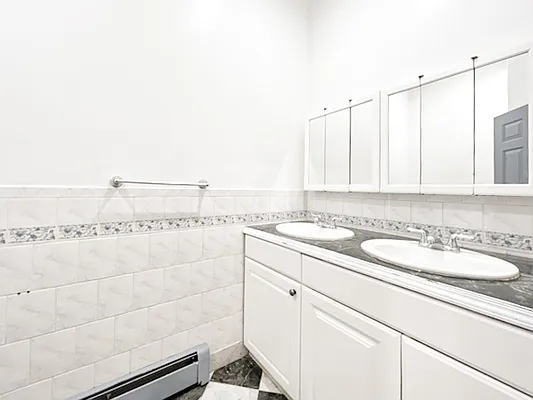 Rented by Blackwater Associates Inc. | media 29