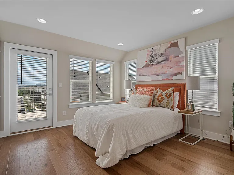 4201 Bryant Terraces Dr — Photo 19