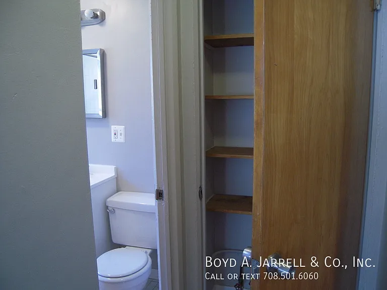 954 E 84th Pl #3 — Photo 10