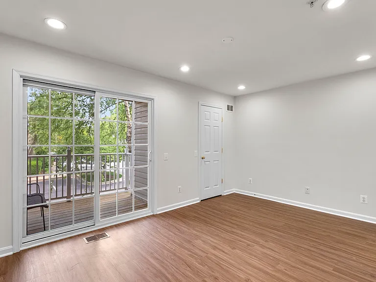 233 Jay Dr #93 — Photo 7
