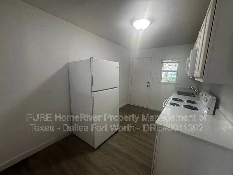 2 bed, 1.0 bath, 750 sqft, $1,150 — Photo 2