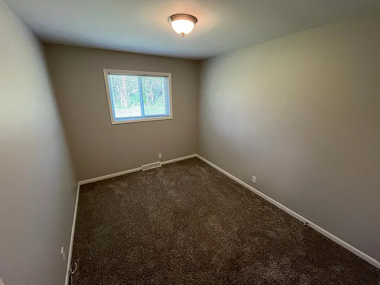 2547 Plymouth Rock Ave — Photo 7