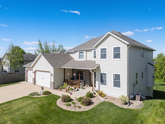 4th image of 3621 Hart Ln SW