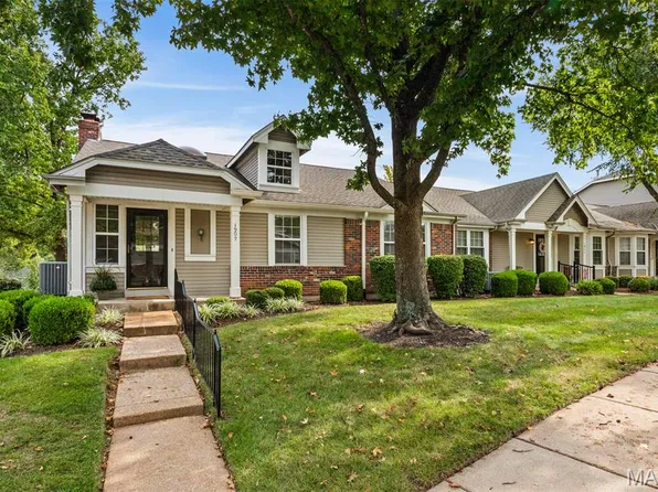 1902 Baxter Ridge Dr, Chesterfield, MO 63017