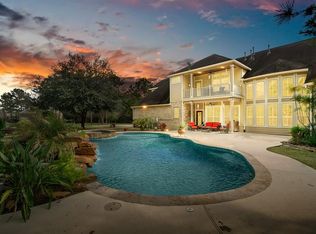 15400 Queen Elizabeth Ct, Montgomery, TX 77316