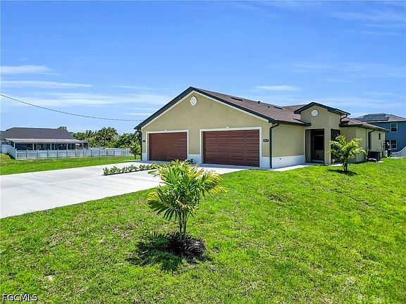3rd image of 2625/2627 Sunniland Blvd