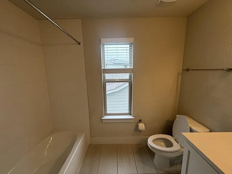 8615 McKamy Dr — Photo 18