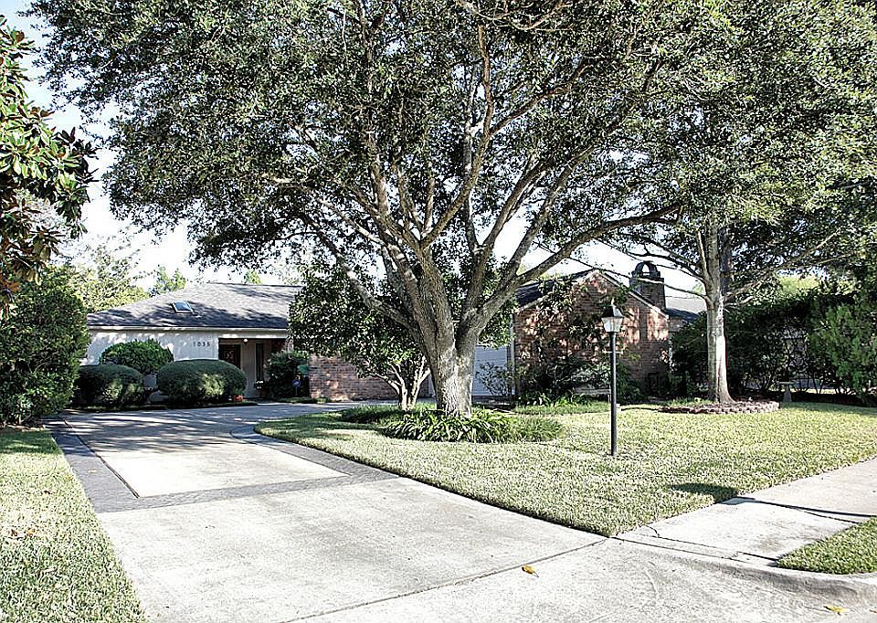 1st image of 1035 Honey Hill Dr