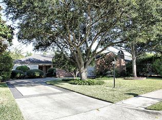 1035 Honey Hill Dr, Houston, TX 77077