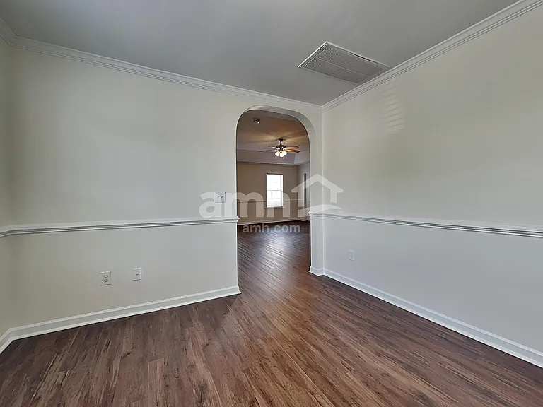 121 Hampton Lake Dr — Photo 15