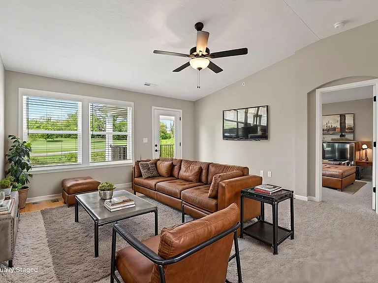 2703 Golden Leaf Dr #2703 — Photo 26