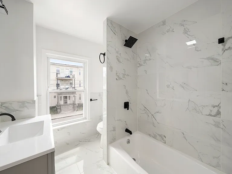 16 Oakes St #2 — Photo 17