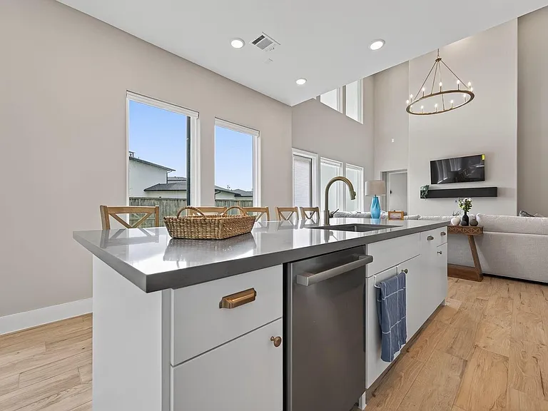 7507 Faldo Dr — Photo 40