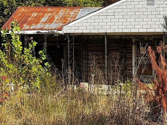 35th image of 2210 N Hurricane Creek Rd
