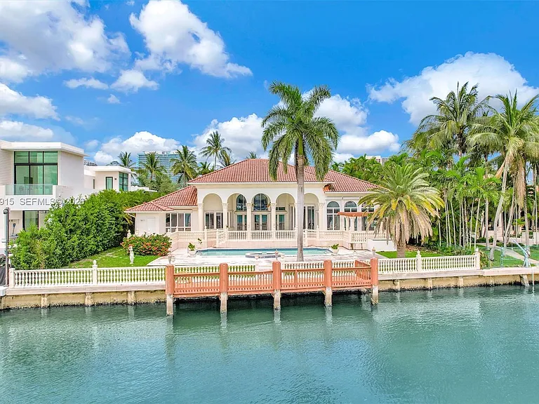 166 Bal Bay Dr — Photo 1