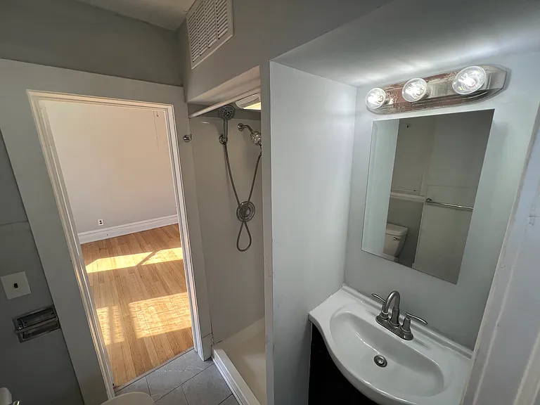 2044 Hanover Ave #2 — Photo 8