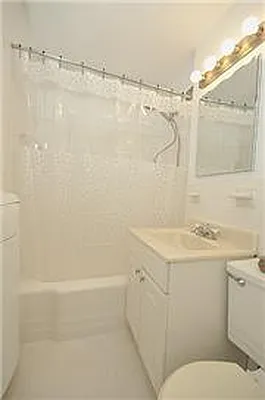 Sold by Fenwick Keats Real Estate | media 19