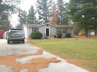 1974 Mina Rd, Harrison, MI 48625