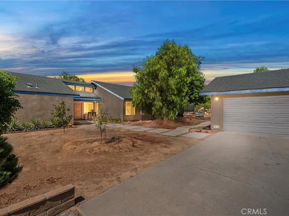 17800 Woodlake Dr, Riverside, CA 92508