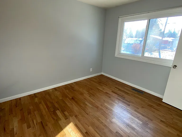 1138 Avenue D — Photo 25