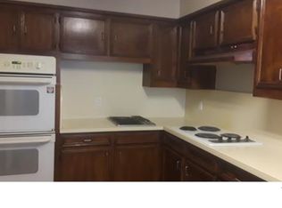 324 Towne House Ln, Richardson, TX 75081